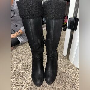 Blacked Heeled Boots